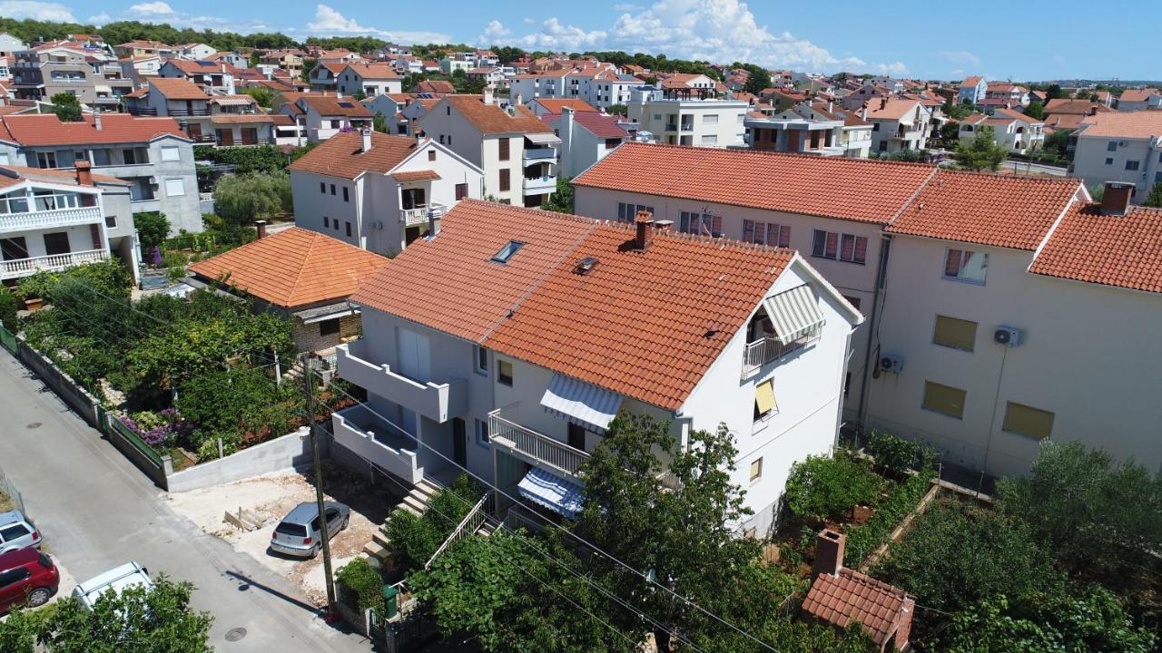 Studio Apartman Marijana Zara Esterno foto